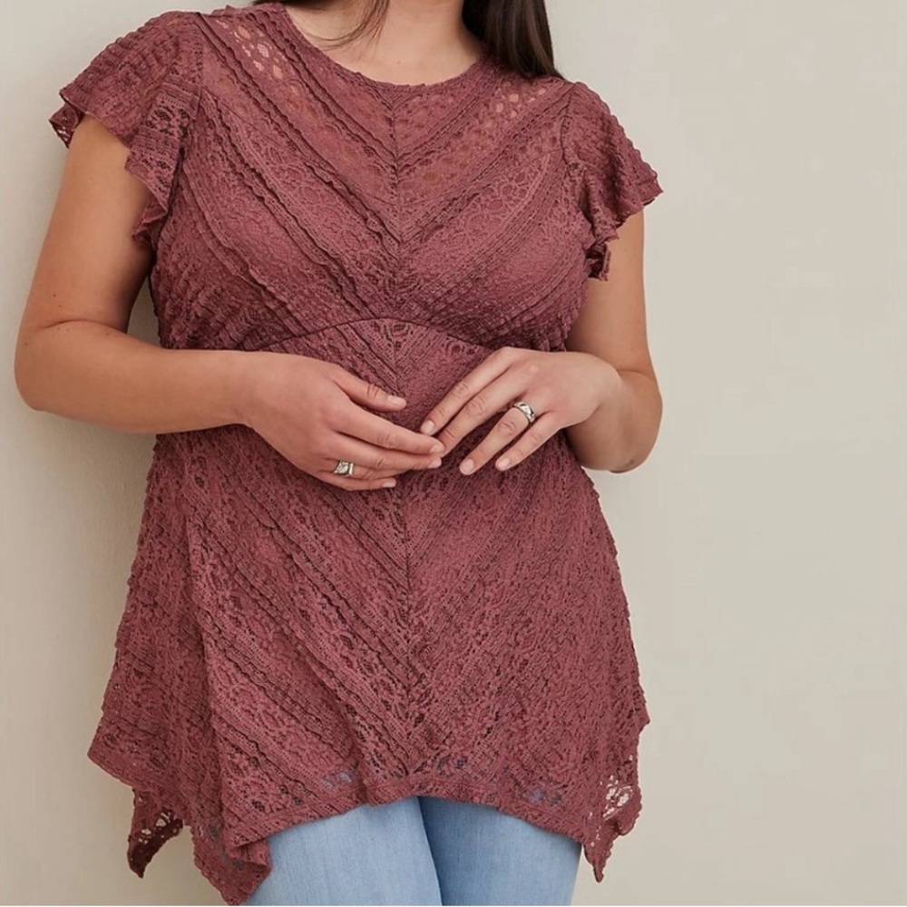 Torrid Babydoll Lace Crew Neck Sharkbite Hem Top
